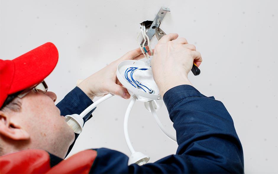 tarif horaire d'un électricien Paris 15